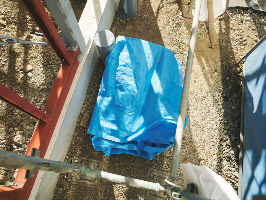 青い布（ブルーシート）