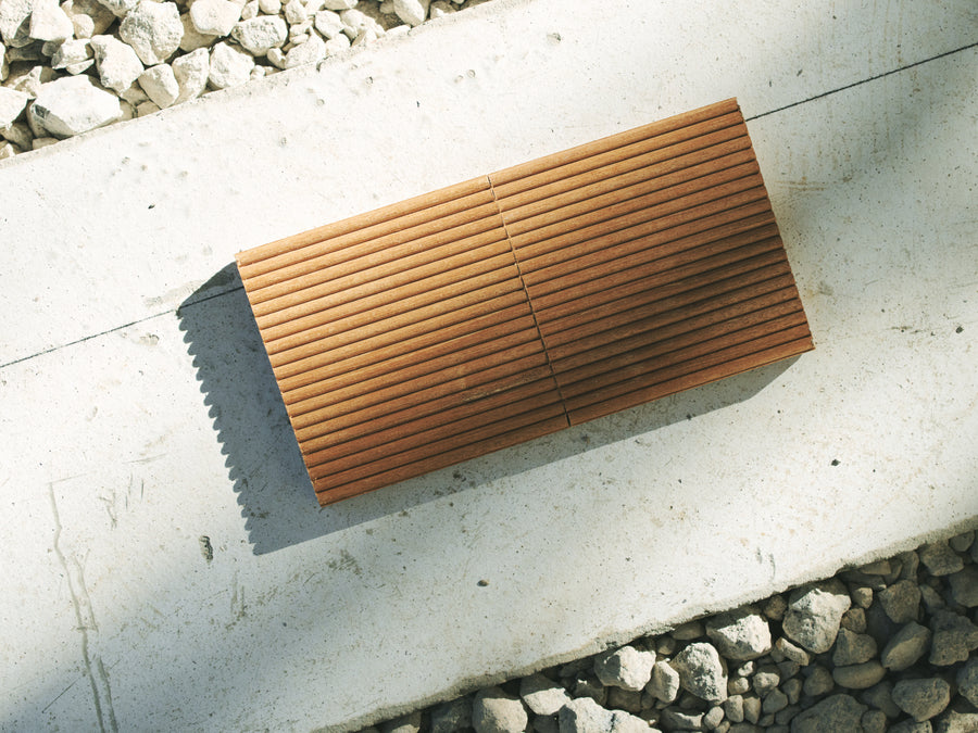 未来の居場所のプロトタイプ（デッキ材サンプル）