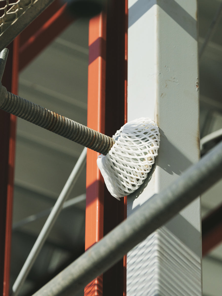 ボルトの果実（足場の養生）